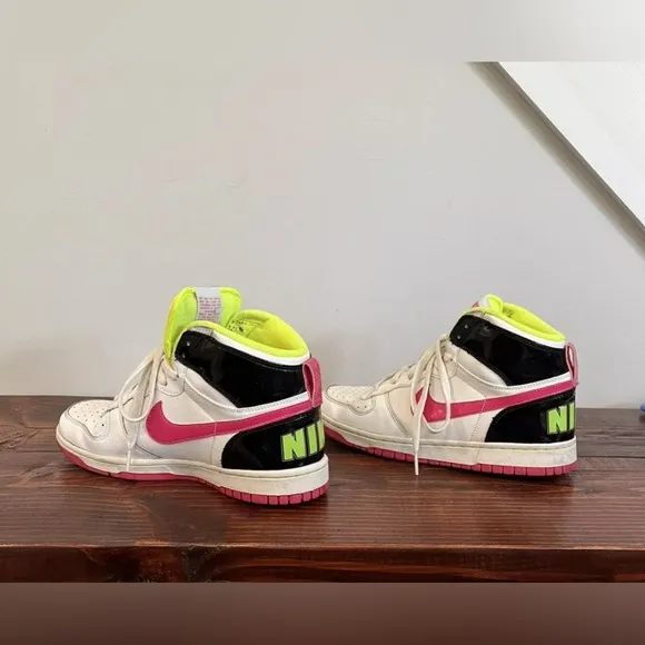 NIKE Kid Youth Sneakers Shoes Dunk High Top White Size 7Y 344578-100 2009